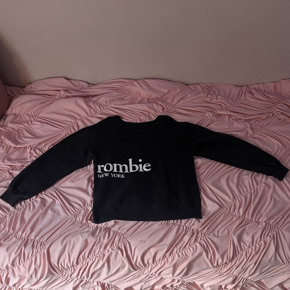 COPY - Abercrombie & Fitch Medium Gray Sweatshirt